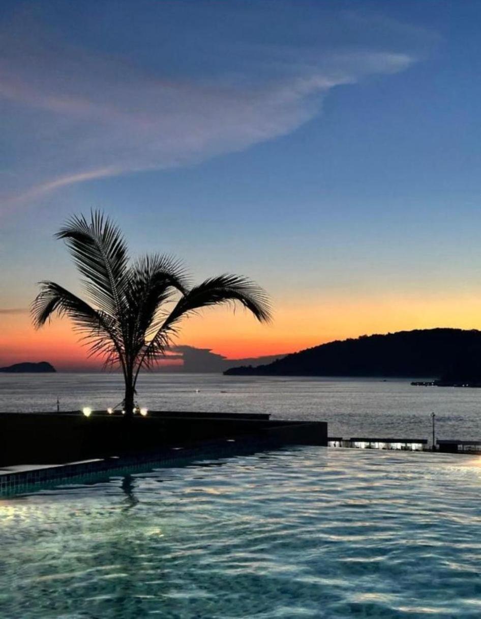 コタキナバルSunset View Jesselton Quay Near Jesselton Point Near Suria Sabah Near Gaya Streetアパートメント エクステリア 写真